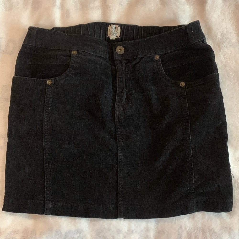 Velvet mini skirt